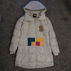 WOMENS NORTHFACE RENEWED TAN